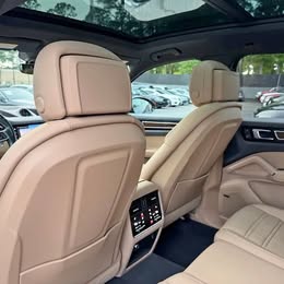 2023 Porsche Cayenne - Platinum Edition Sport Utility 4D