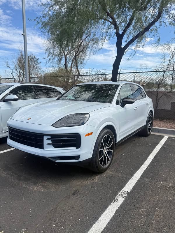 2024 Porsche Cayenne Sport Utility 4D