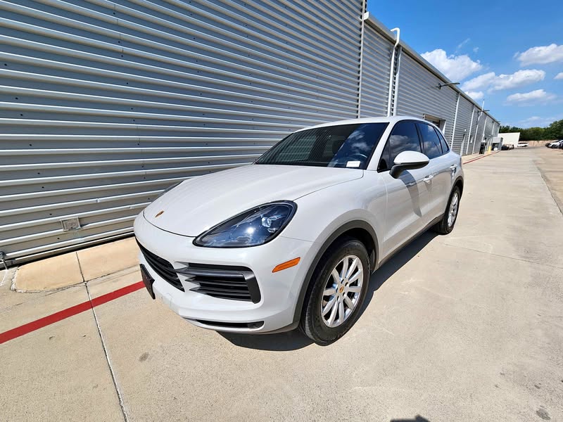 2023 Porsche Cayenne - Platinum Edition Sport Utility 4D