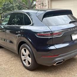 2022 Porsche Cayenne Platinum Edition Sport Utility 4D