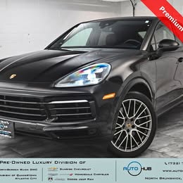 2025 Porsche Cayenne - GTS Sport Utility 4D