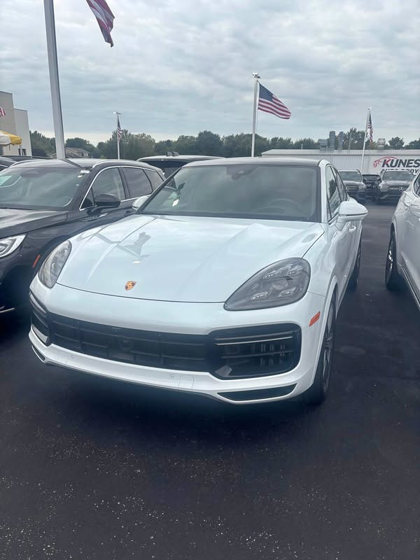 2023 Porsche Porsche Cayenne Coupe - Turbo