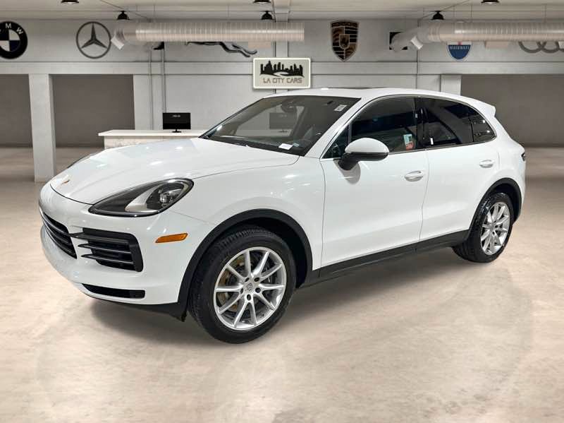 2023 Porsche Cayenne - BASE