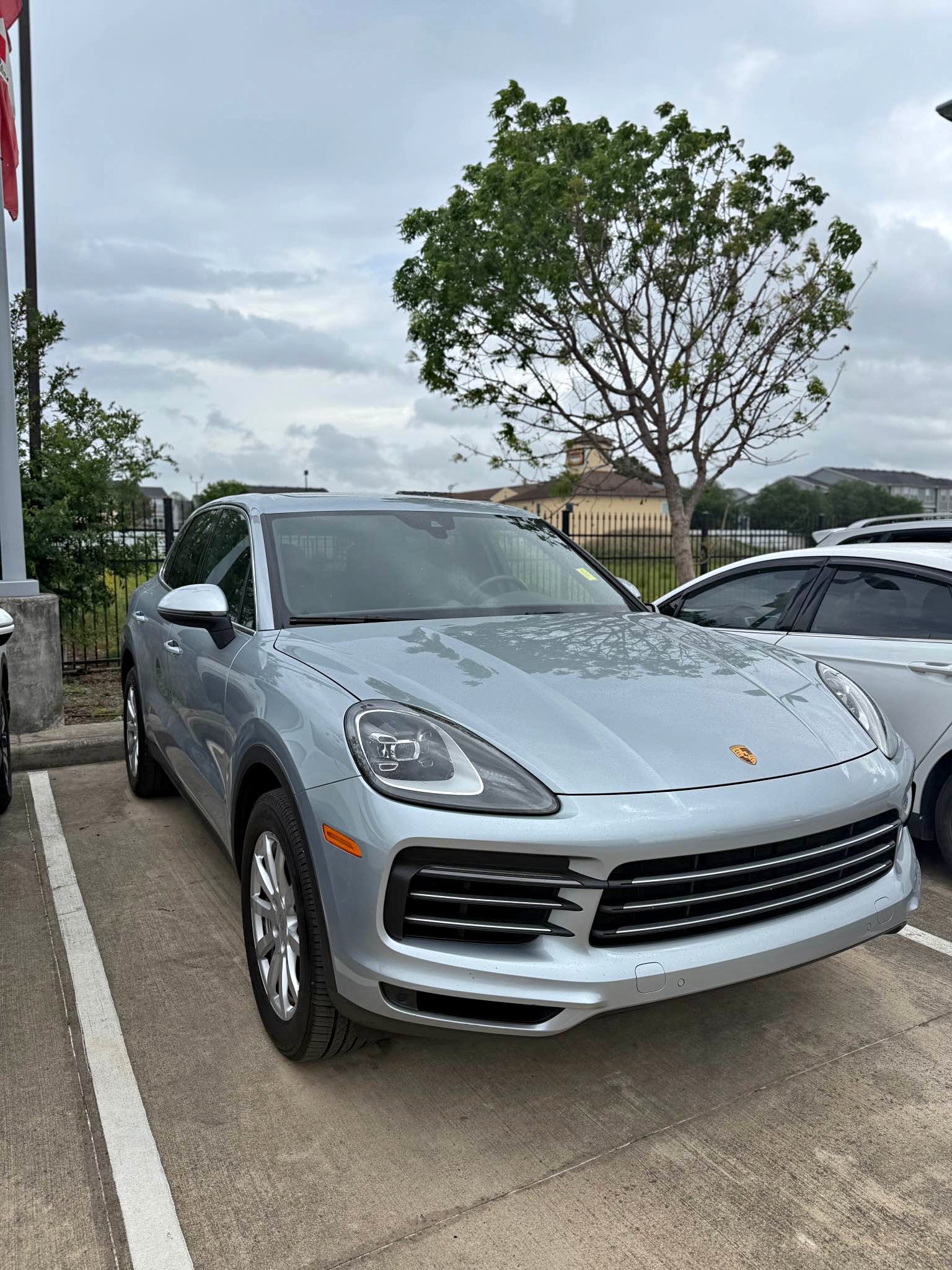 2022 Porsche Cayenne Platinum Edition