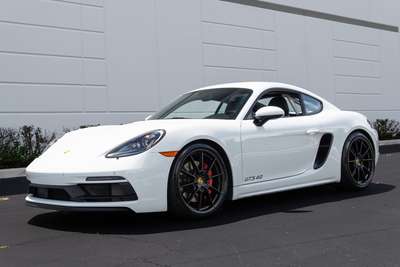 2025 Porsche Cayenne GTS 4.0