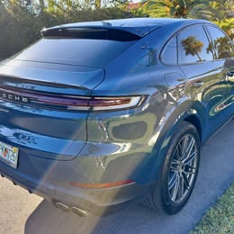 2024 Porsche Cayenne Coupe