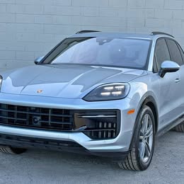 2025 Porsche Cayenne