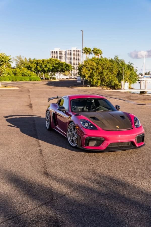 2024 Porsche 718 Cayman GT4 RS