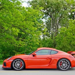 2016 Porsche Cayman GT4
