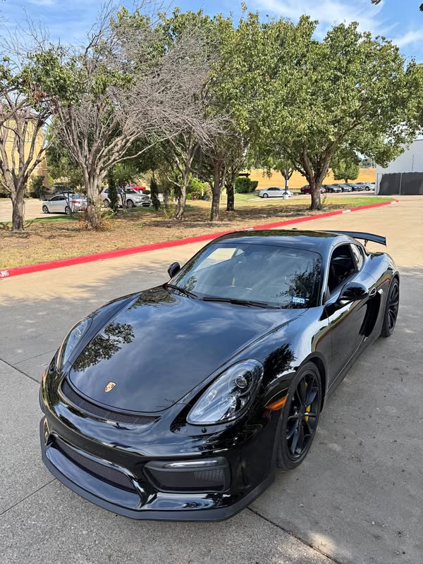 2016 Porsche Cayman - GT4