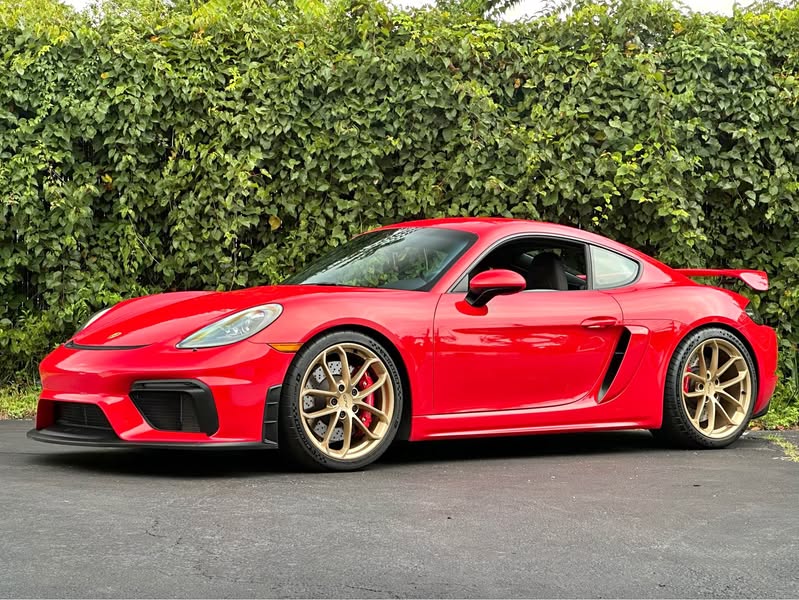 2021 Porsche 718 Cayman - GT4 Coupe 2D