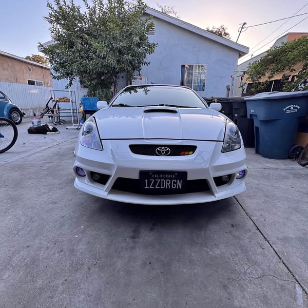 2001 Toyota Celica - GT Liftback Hatchback 2D
