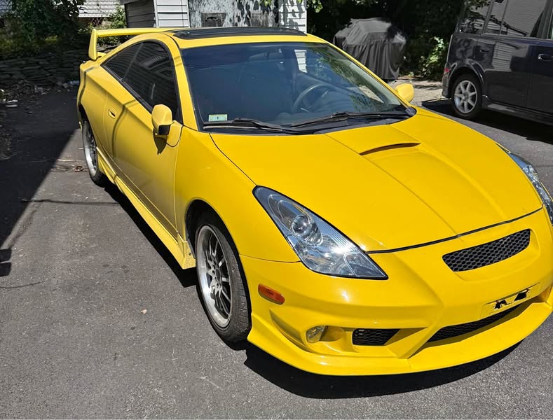 2004 Toyota Celica - Gt