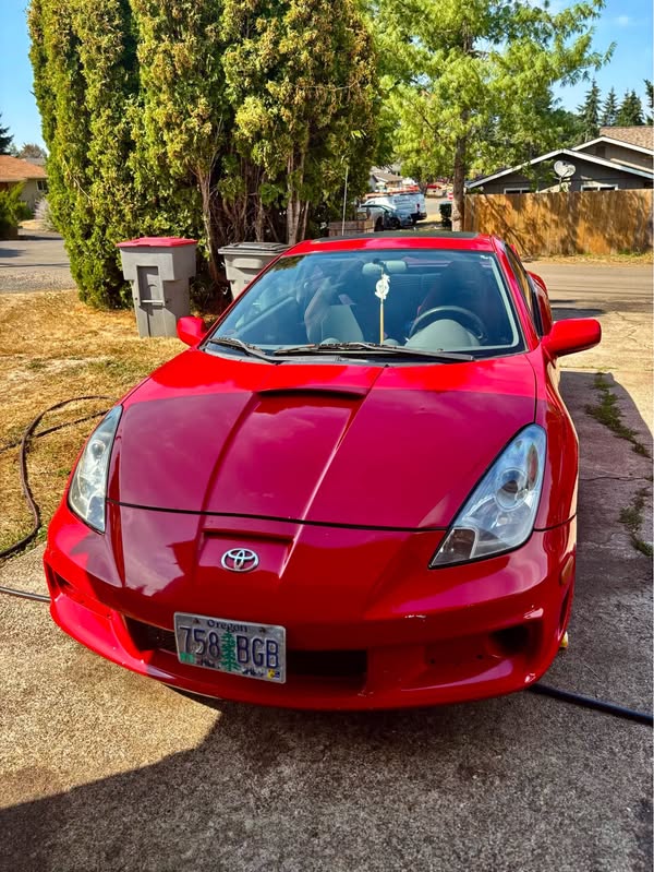 2000 Toyota Celica - GT Liftback 2D