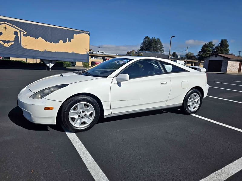 2002 Toyota Celica - GT Hatchback Coupe 2D