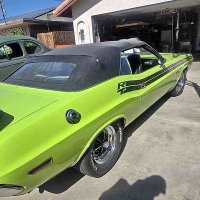 1971 Dodge Challenger - R\/T Classic Coupe 2D