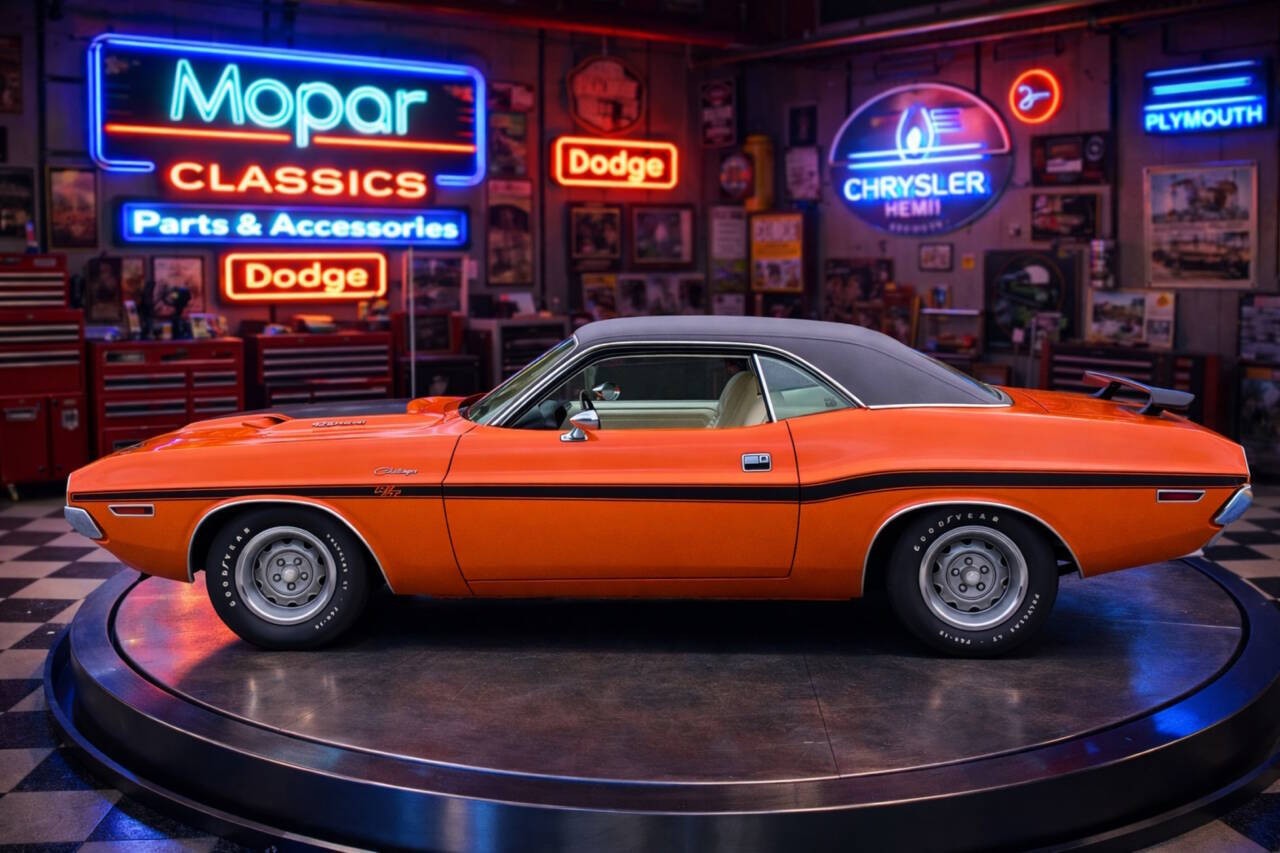 1970 Dodge Challenger R/T Hemi 426 R Code