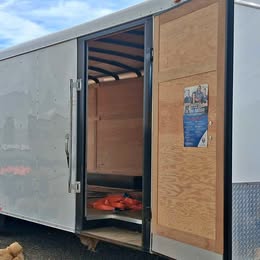 1970 Dodge Challenger + 24' car hauler trailer