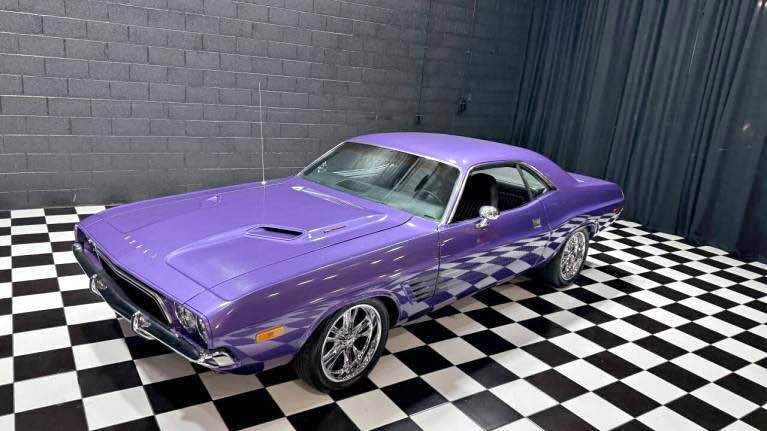 1972 Dodge Challenger - Coupe 2D
