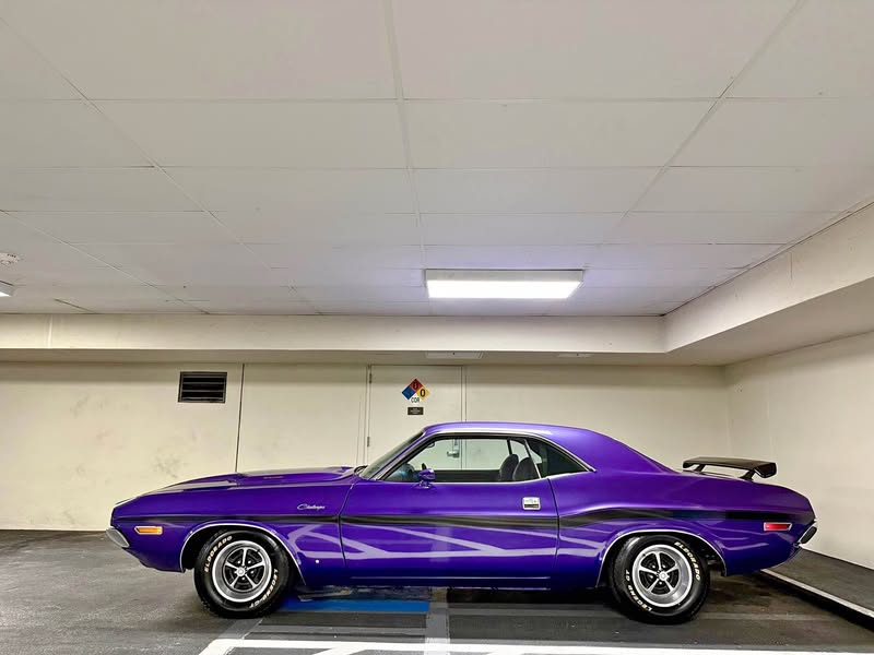 1970 Dodge Challenger - R\/T Coupe 2D