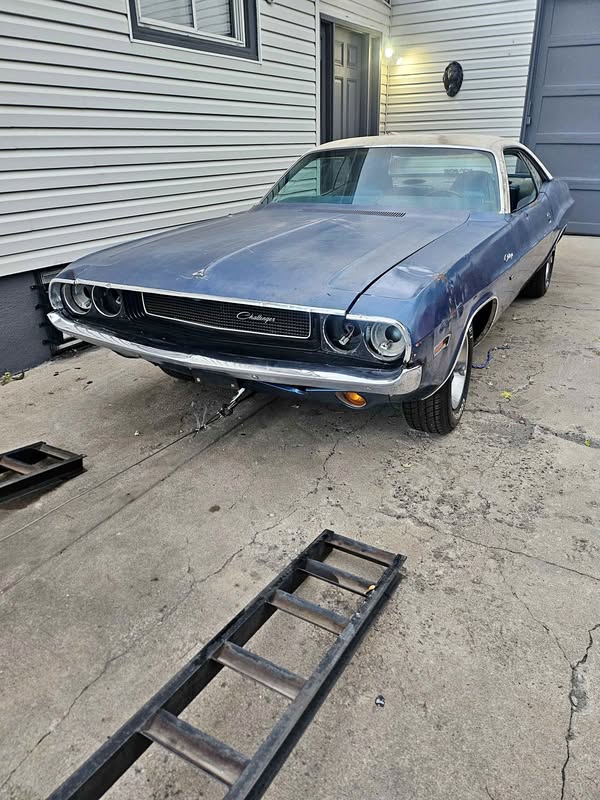 1970 Dodge Challenger - Coupe 2D