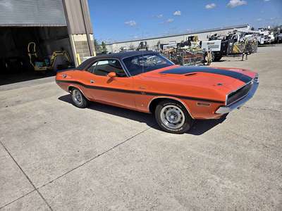 1970 Dodge Challenger - Coupe 2D