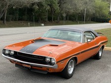 1970 Dodge Challenger R/T Hemi 426 R Code