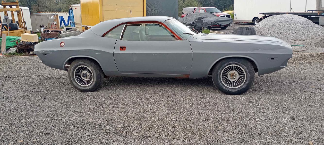 1972 Dodge Challenger - Coupe 2D