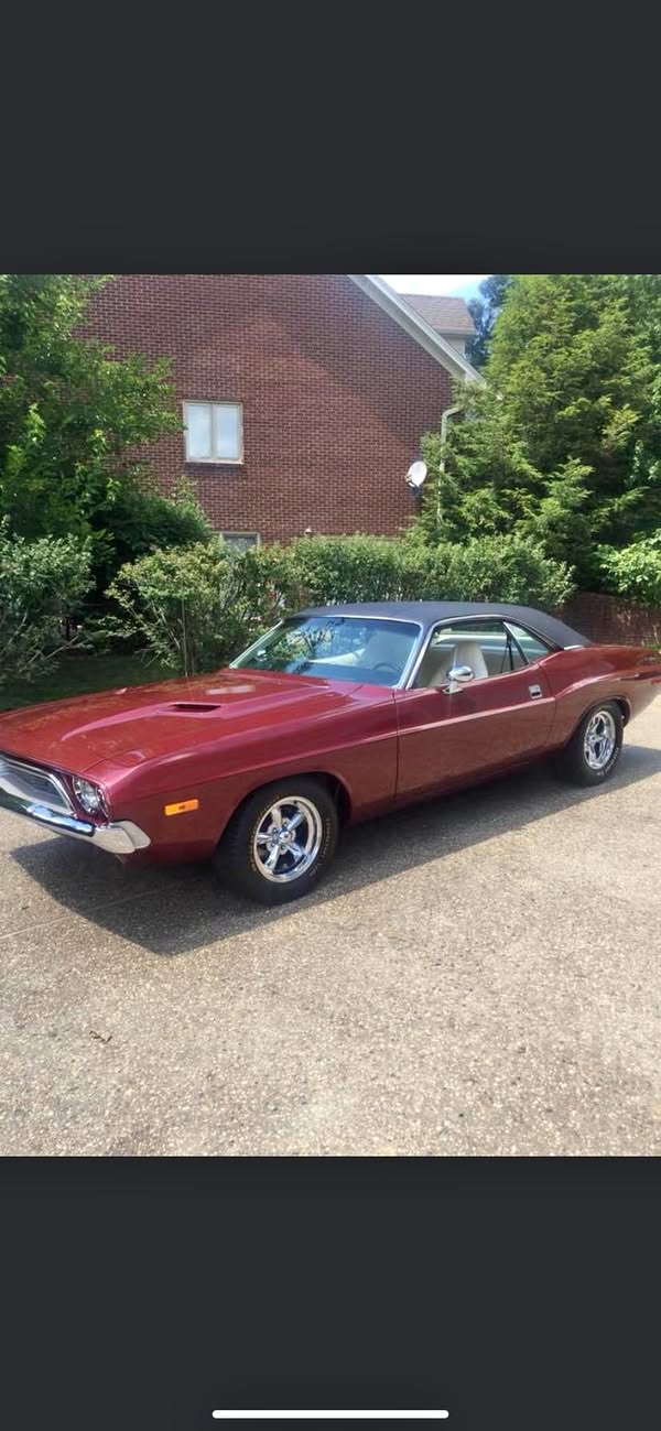1974 Dodge Challenger - Coupe 2D