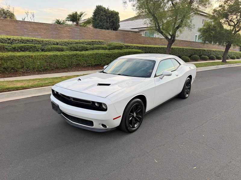 2017 Dodge Challenger - SXT Coupe 2D