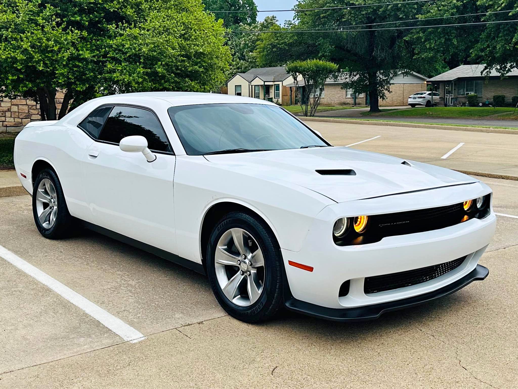 2019 Dodge Challenger - SXT Coupe 2D