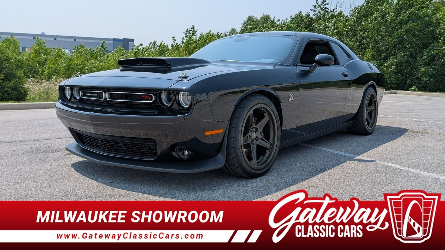 2016 Dodge Challenger SRT-8 R/T Scat Pack