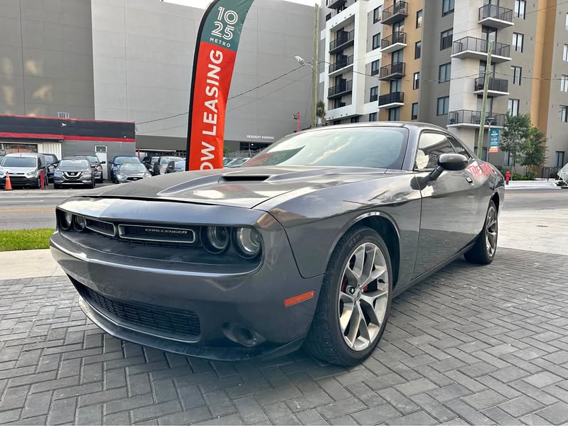 2017 Dodge Challenger - SXT Coupe 2D