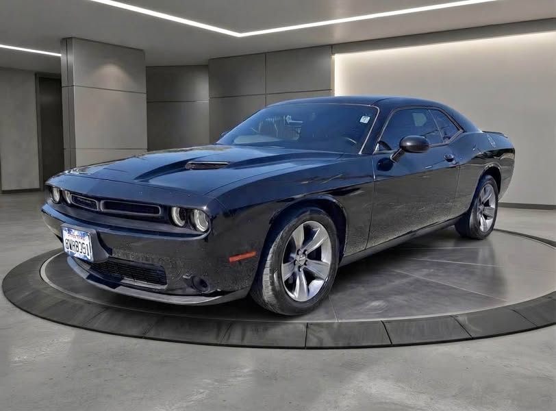 2019 Dodge Challenger - SXT