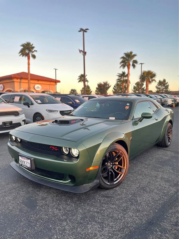 2022 Dodge Challenger - 392 Hemi Scat Pack Shaker Coupe 2D