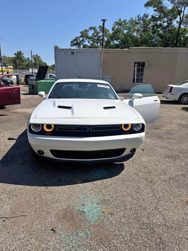 2017 Dodge Challenger - SXT Coupe 2D