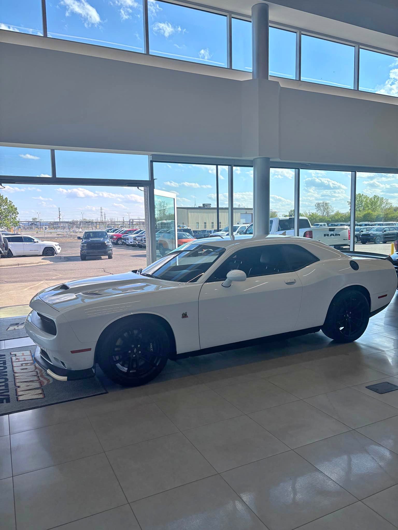 2022 Dodge Challenger - R\/T Scat Pack Coupe 2D
