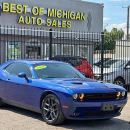 2021 Dodge Challenger SXT 2dr Coupe