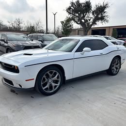 2017 Dodge Challenger SXT