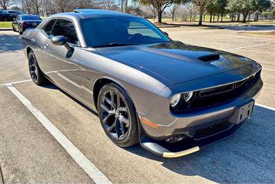 2022 Dodge Challenger - R\/T Coupe 2D
