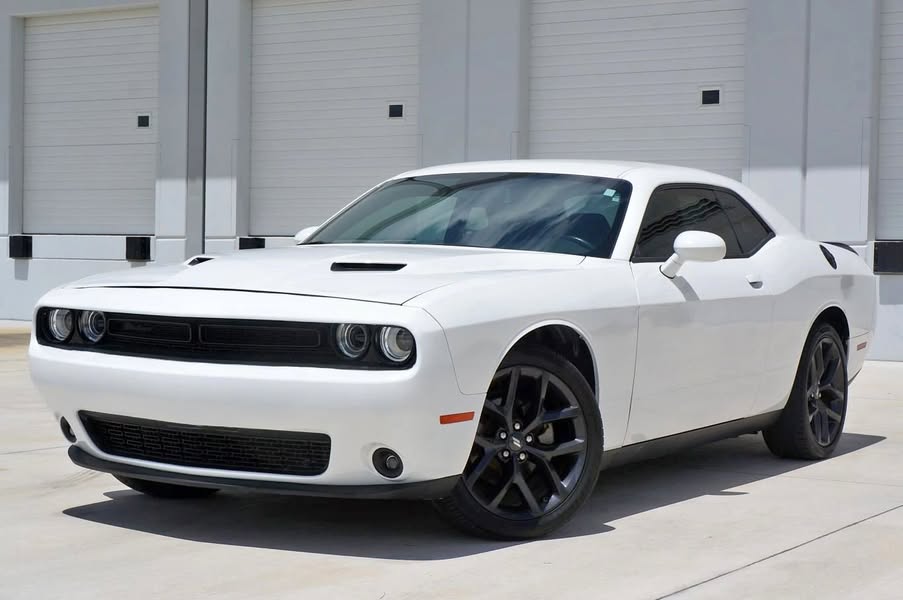 2022 Dodge Challenger SXT COUPE 2D