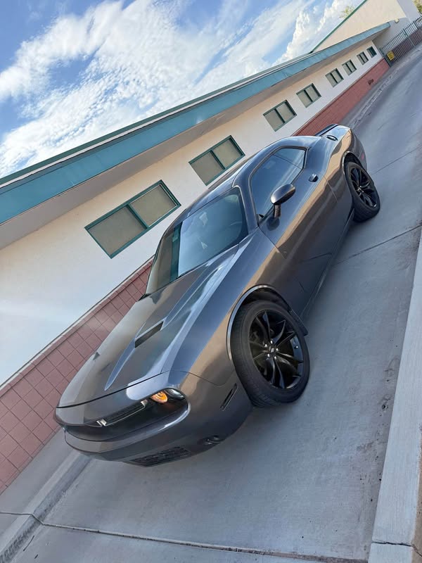 2017 Dodge Challenger - SXT Plus Coupe 2D