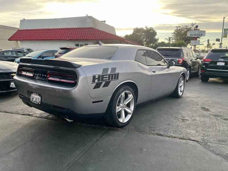 2016 Dodge Challenger - R\/T Coupe 2D