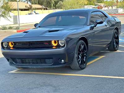 2015 Dodge Challenger V6
