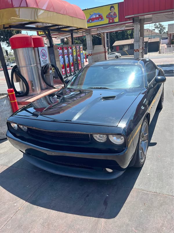 2013 Dodge Challenger - 392 Hemi Scat Pack Shaker Coupe 2D