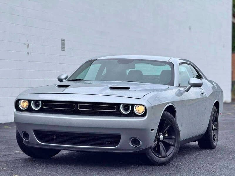 2021 Dodge Challenger SXT 2dr
