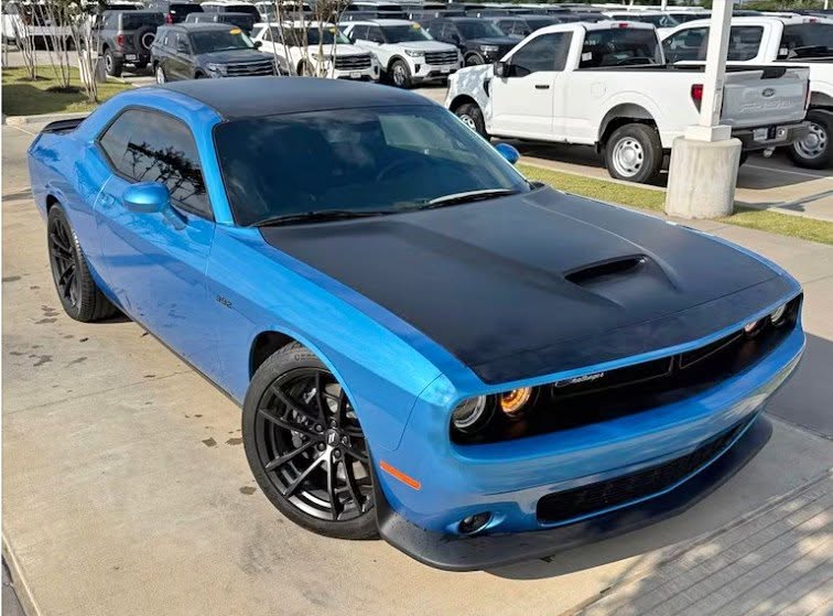 2023 Dodge Challenger R\/T Scat