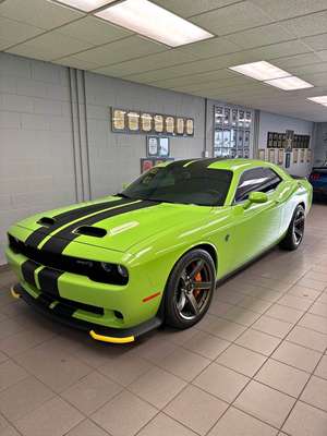 2019 Dodge Challenger SRT Hellcat Coupe 2D