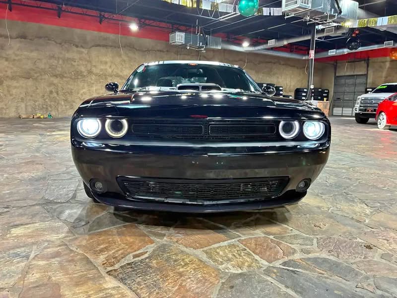 2016 Dodge Challenger - 2dr Cpe R\/T Shaker