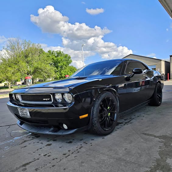 2009 Dodge Challenger - SRT8 Coupe 2D
